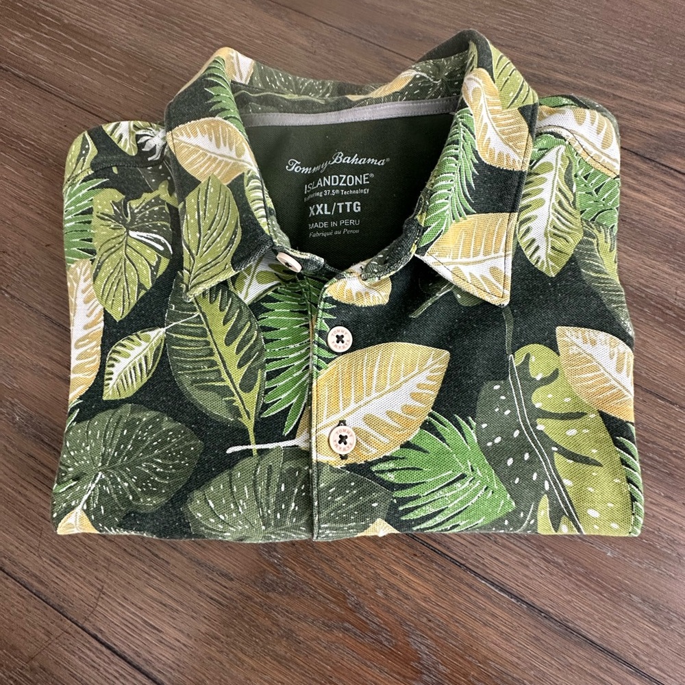 Tommy Bahama Olive Leaf Print Casual Shirt‎